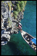 Darryl Jones climbing from the longtail