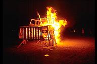 Burning Man 1998 - Burning of the Temple of the Big Ass SUV